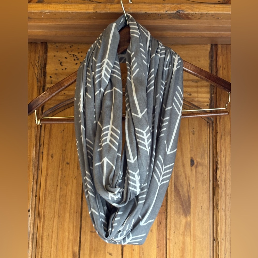 Gray Arrow Pattern Scarf with Hidden Zip to hold your keys, phone, cards etc.